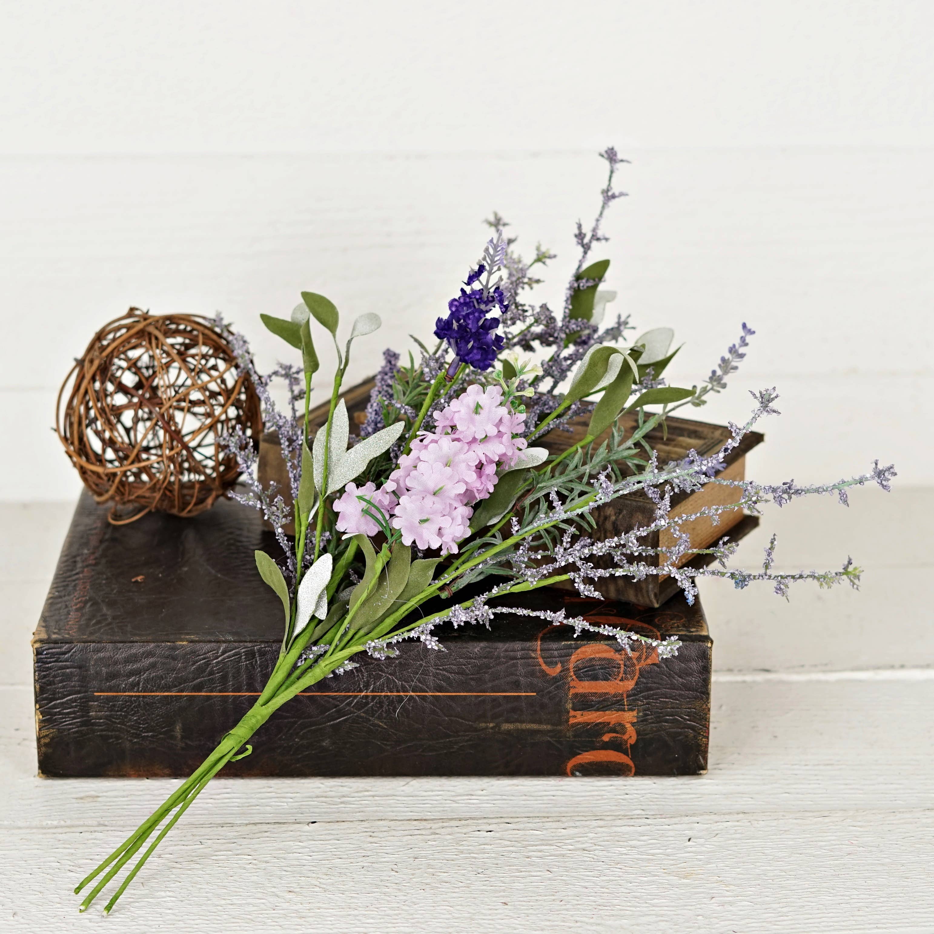 16" Bush-Spring Mix Lavender and Lilac, Spring Floral