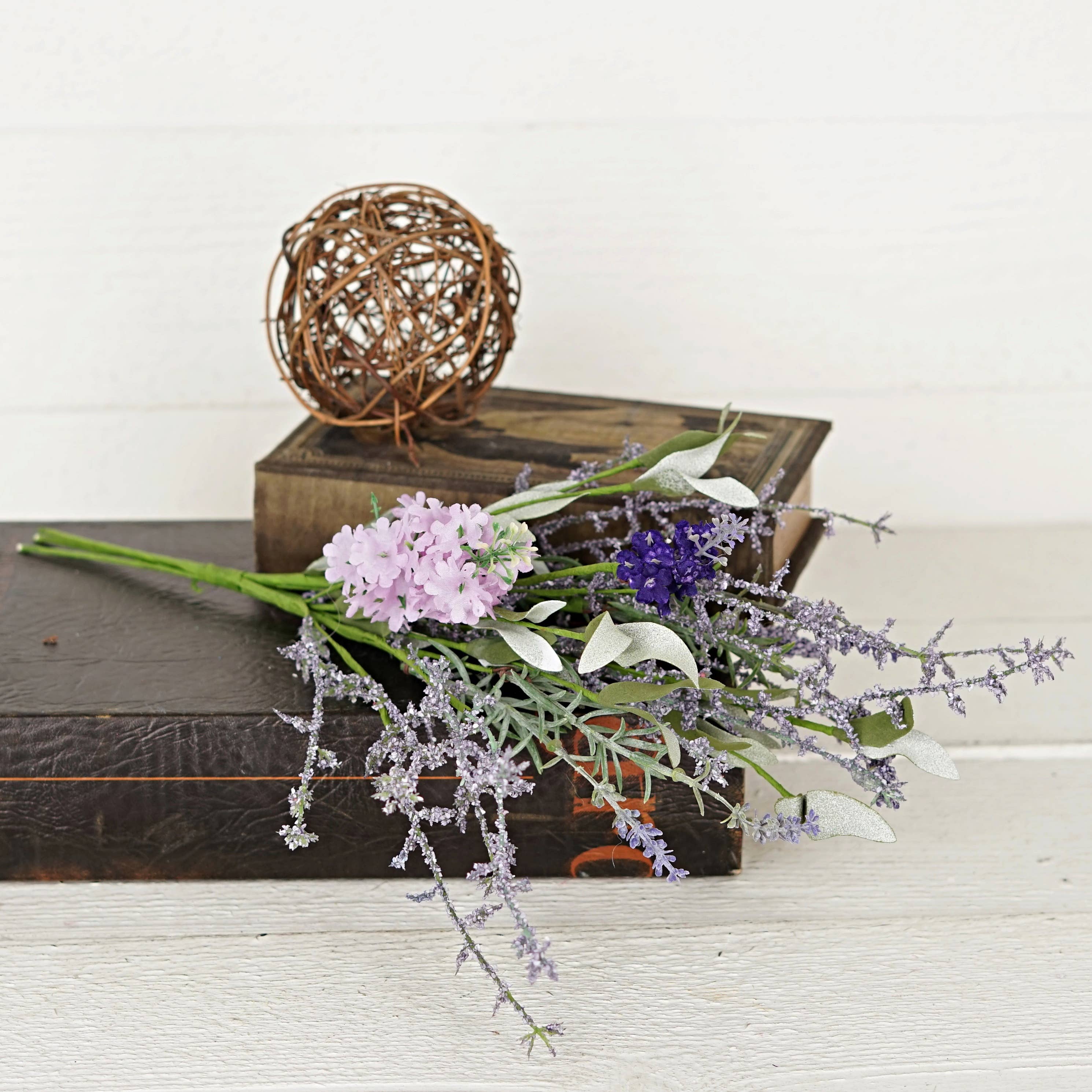 16" Bush-Spring Mix Lavender and Lilac, Spring Floral